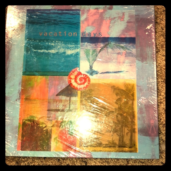 Vacation Days Memory Album/Scrapbook - Picture 1 of 7